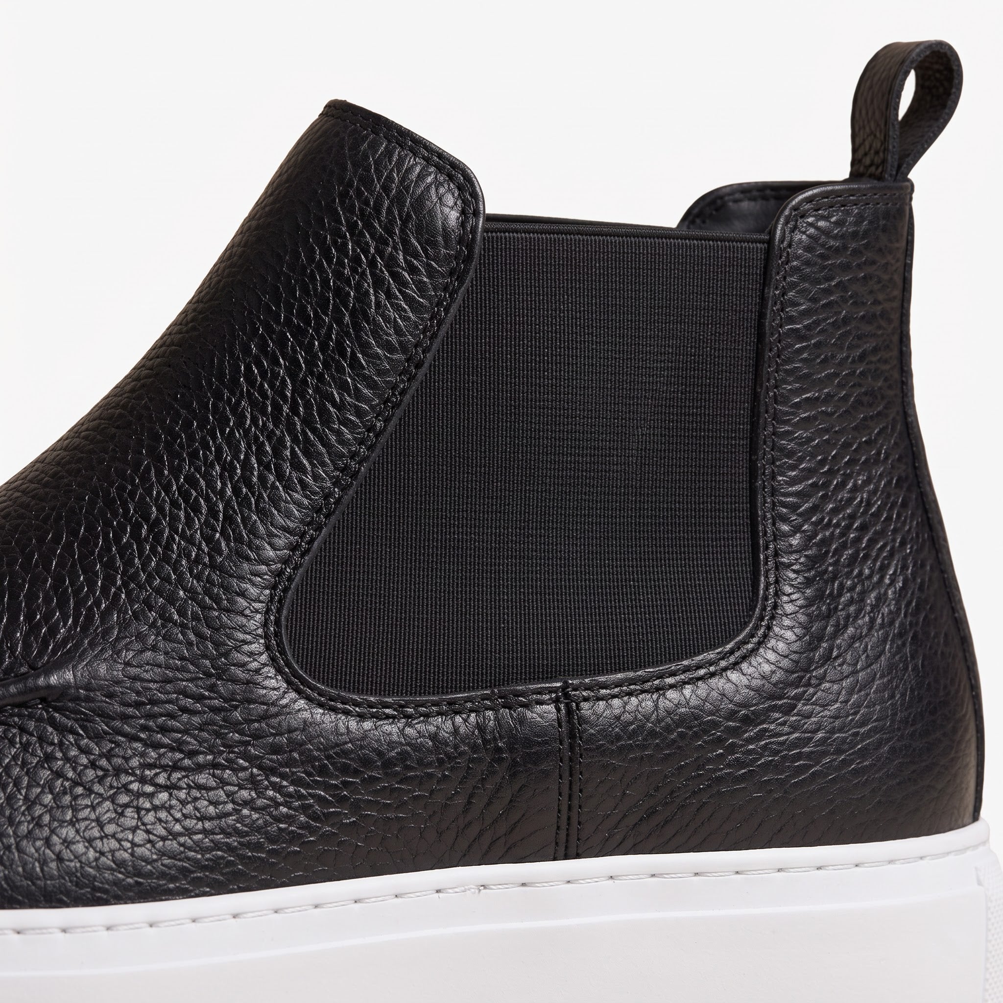 The Navigli Noir High-Top Chelsea Sneaker