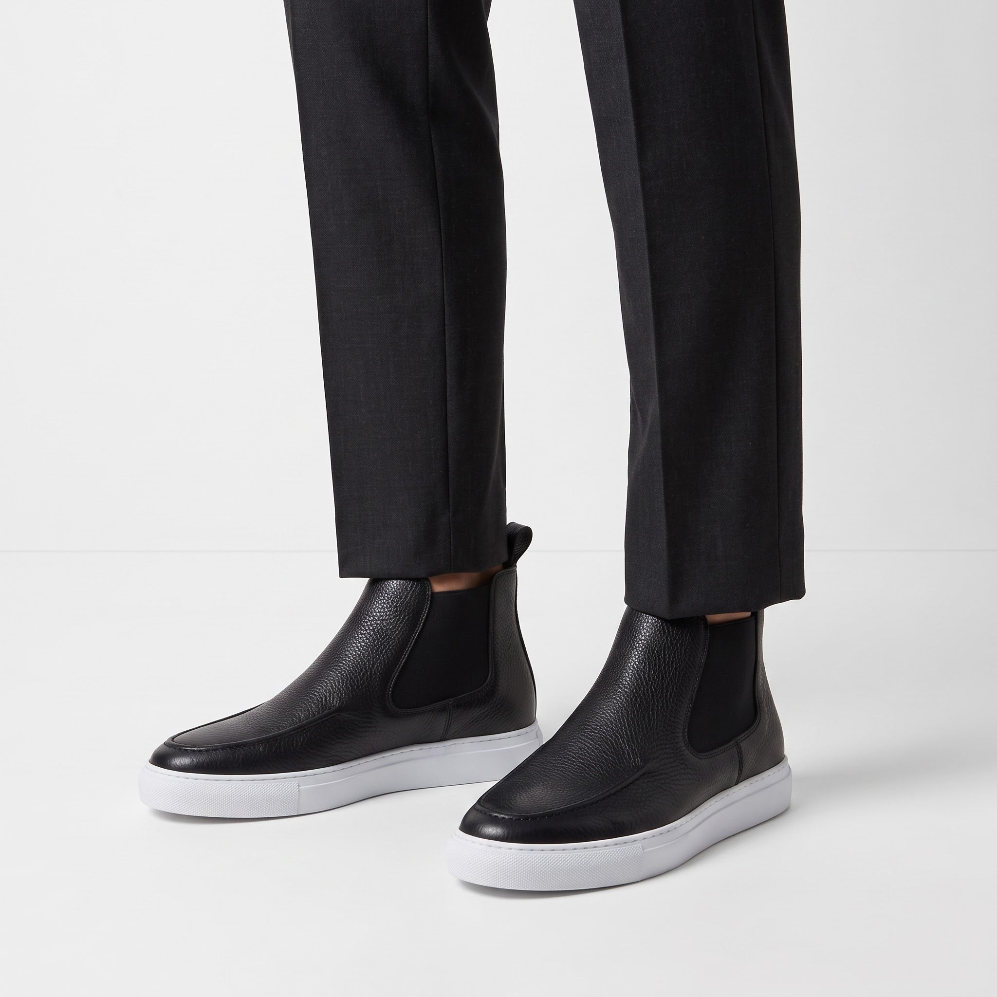 The Navigli Noir High-Top Chelsea Sneaker