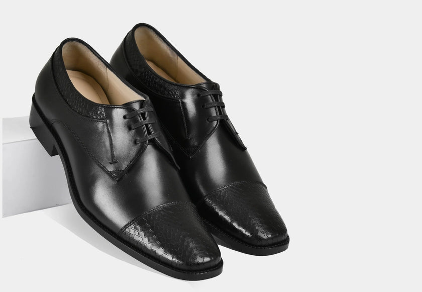 The Kensington Noir Crocodile Leather Derby Shoes with Embossed Cap Toe Detailing, Textured Collar and Sleek Executive Silhouette for Men