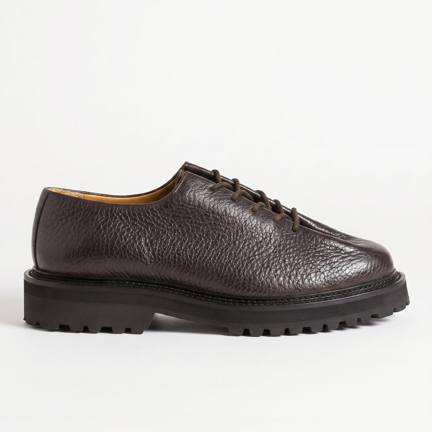 The Pietra Bordeaux Textured Leather Derby Shoes Refined Oxford Silhouette with Rugged Lug Sole for Men