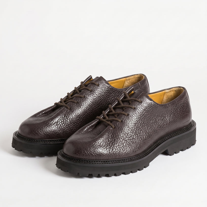 The Pietra Bordeaux Textured Leather Derby Shoes Refined Oxford Silhouette with Rugged Lug Sole for Men