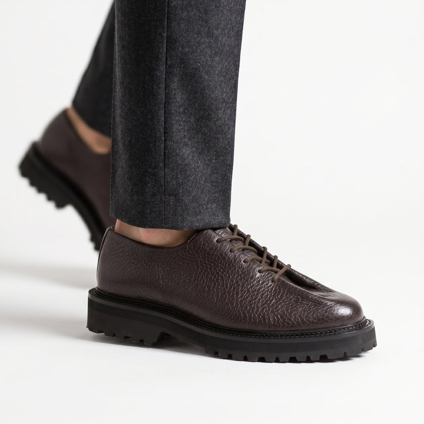 The Pietra Bordeaux Textured Leather Derby Shoes Refined Oxford Silhouette with Rugged Lug Sole for Men