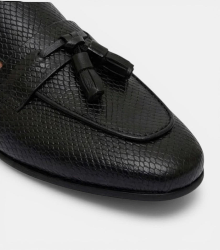 The Apulia Slip Ons - Handcrafted Black Tassel Leather Mules for Men