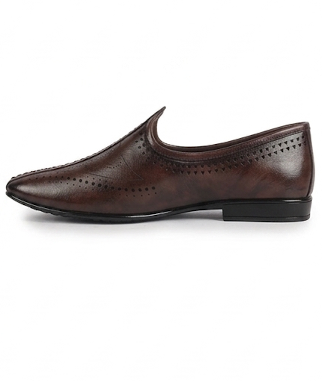 The Imola Mojri - Brown Laser Cuts Textured Leather Mojaris for Men