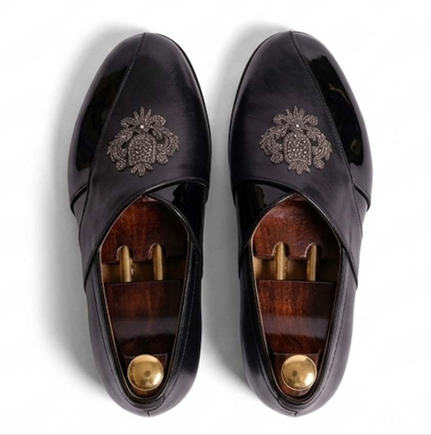 The Modena Peshawri -Black embroidered Leather Peshawris for men